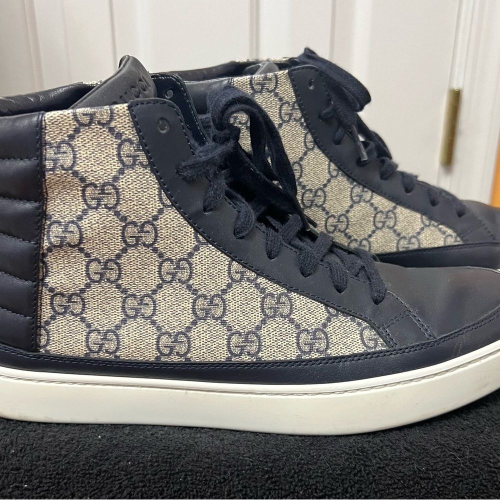 Authentic Gucci Logo Sneakers
